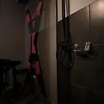 Kinky *