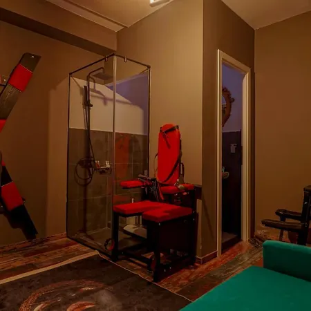 Apartament Kinky *